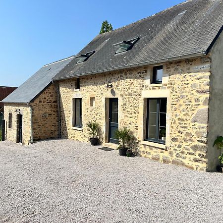 Aux Portes De La Hougue Quettehou Kültér fotó